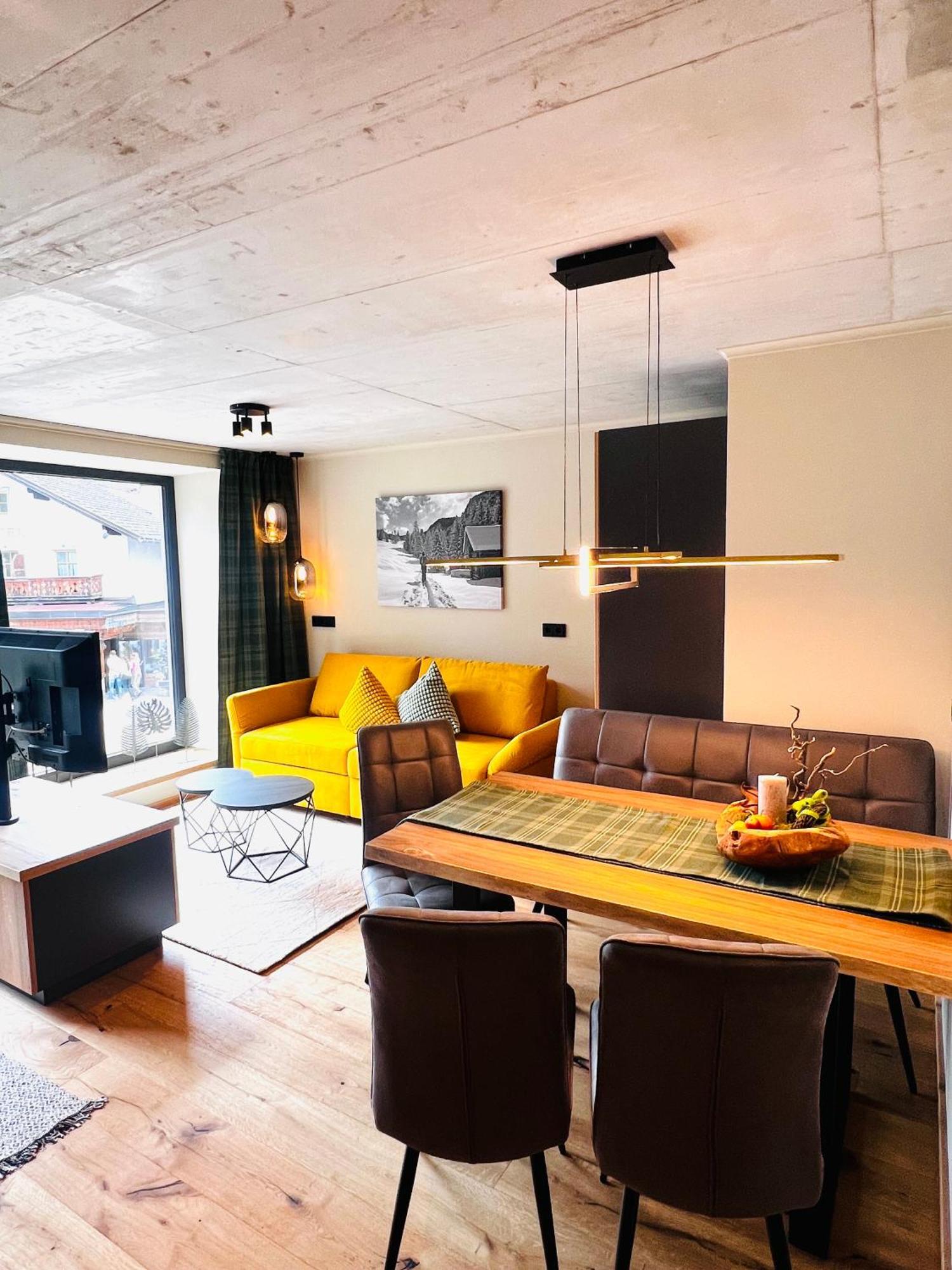 Hoisler'S Appartements Ehrwald Esterno foto